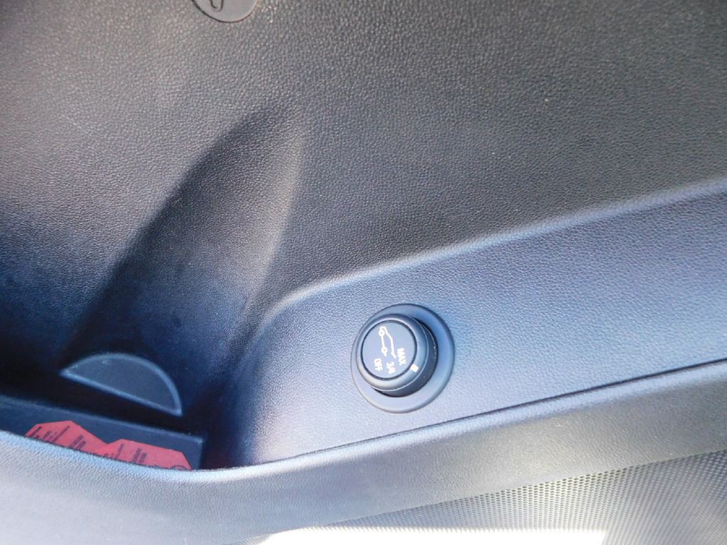 2018 Chevrolet Equinox Image 35