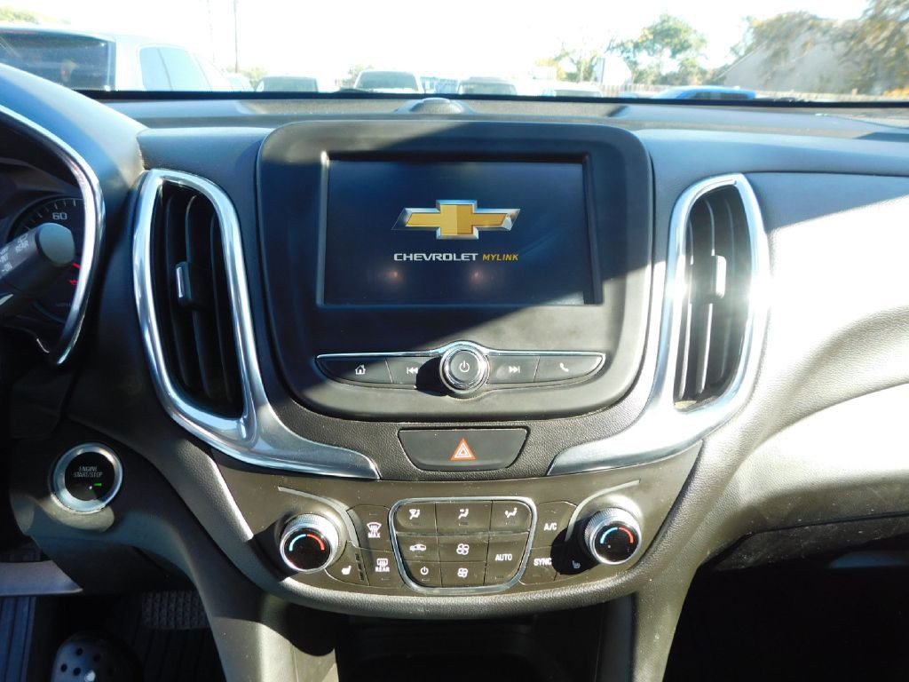 2018 Chevrolet Equinox Image 38