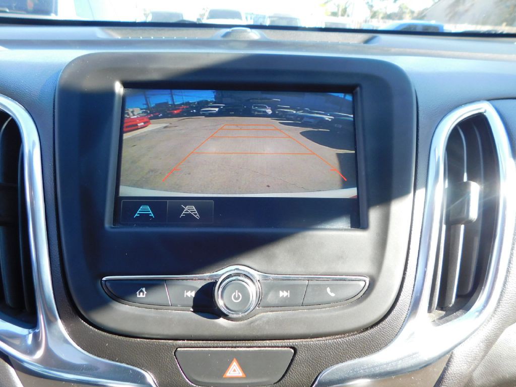 2018 Chevrolet Equinox Image 40