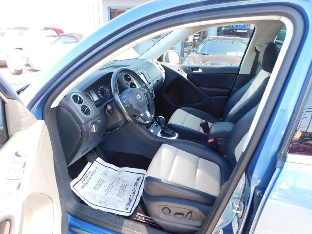 2017 Volkswagen Tiguan Image 16