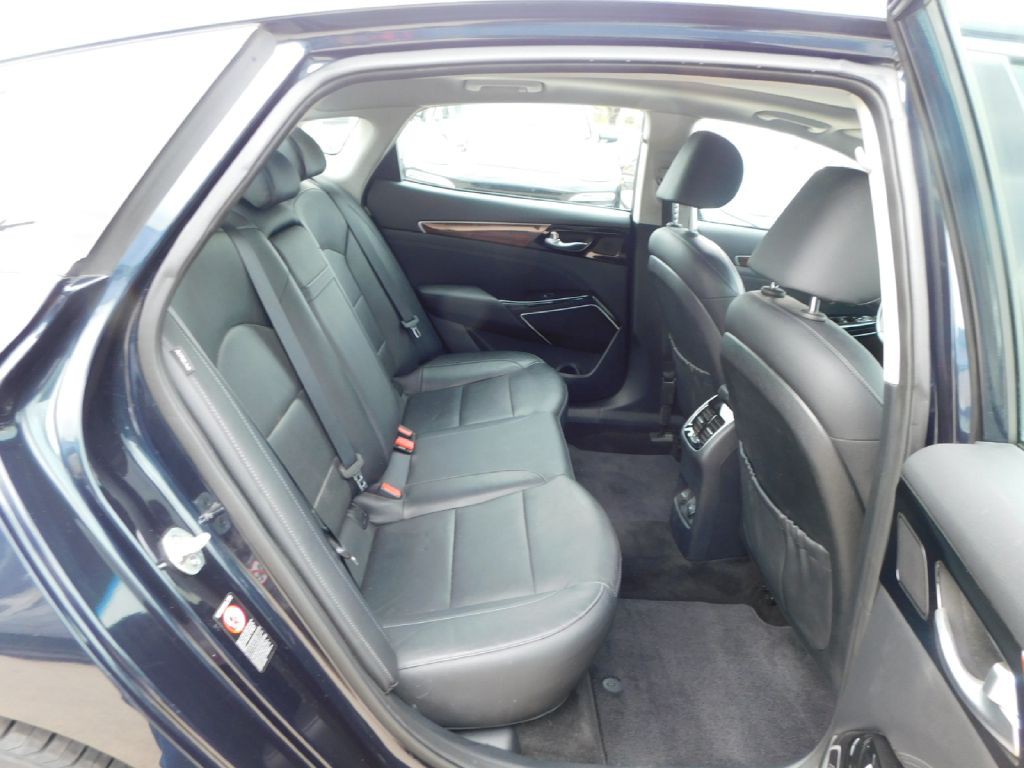 2017 Kia Cadenza Image 43