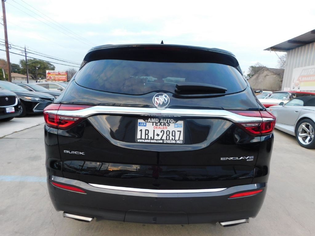 2018 Buick Enclave Image 6