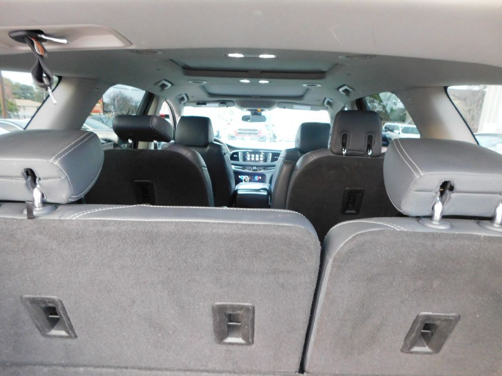 2018 Buick Enclave Image 19