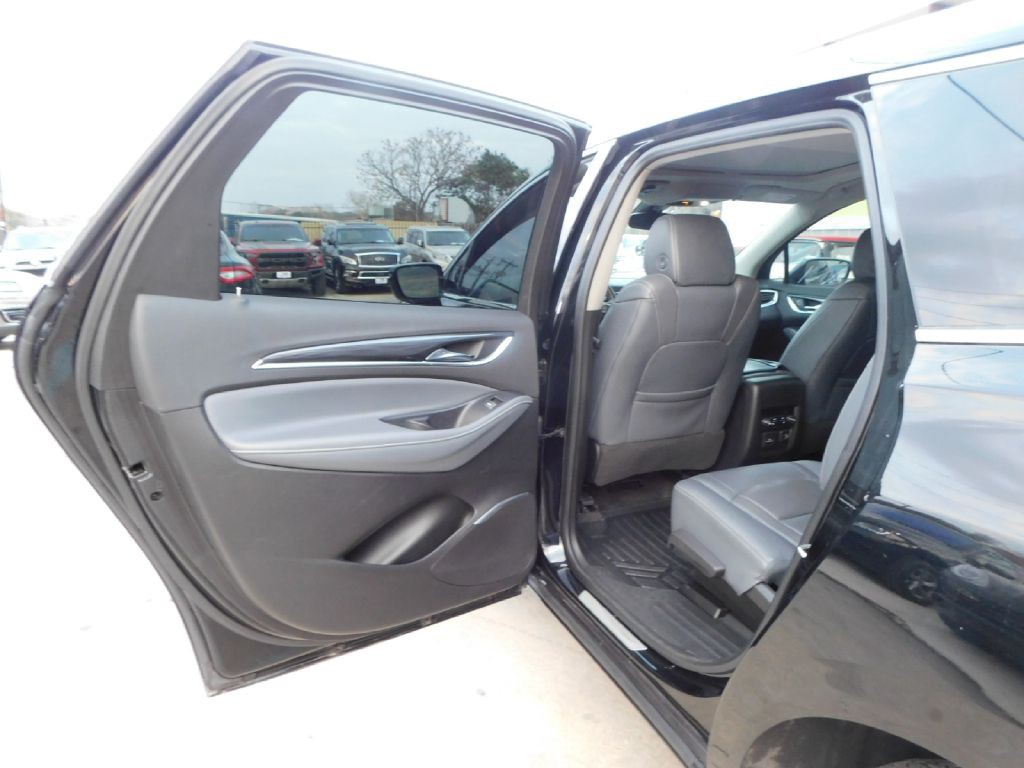 2018 Buick Enclave Image 26