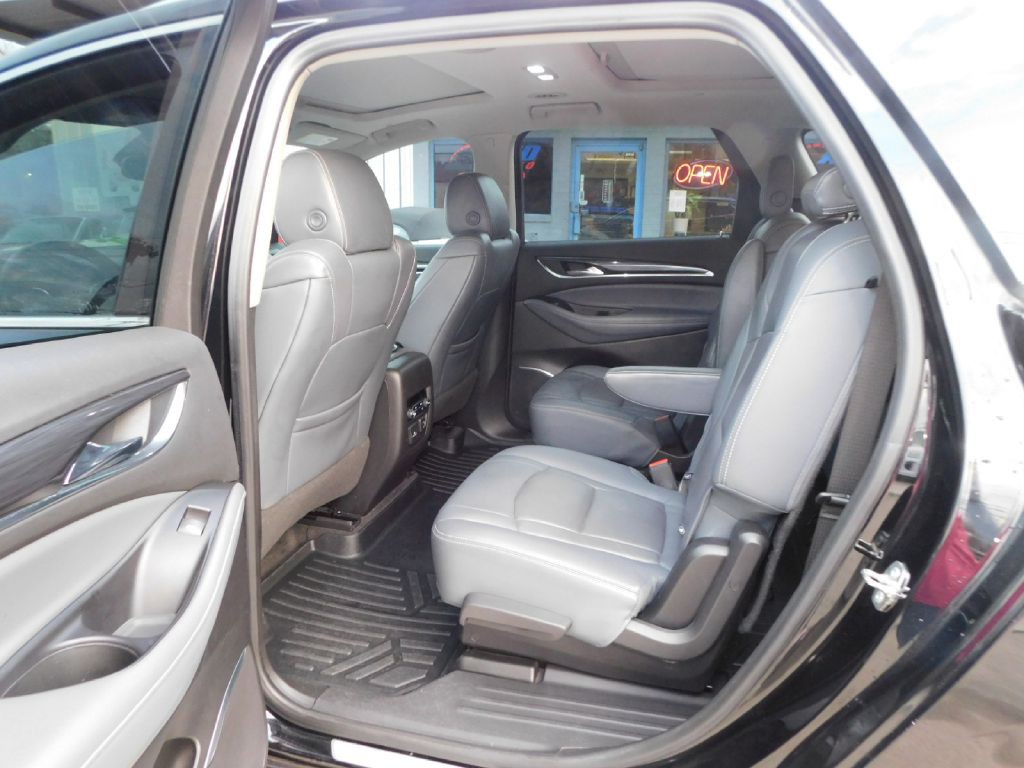 2018 Buick Enclave Image 27