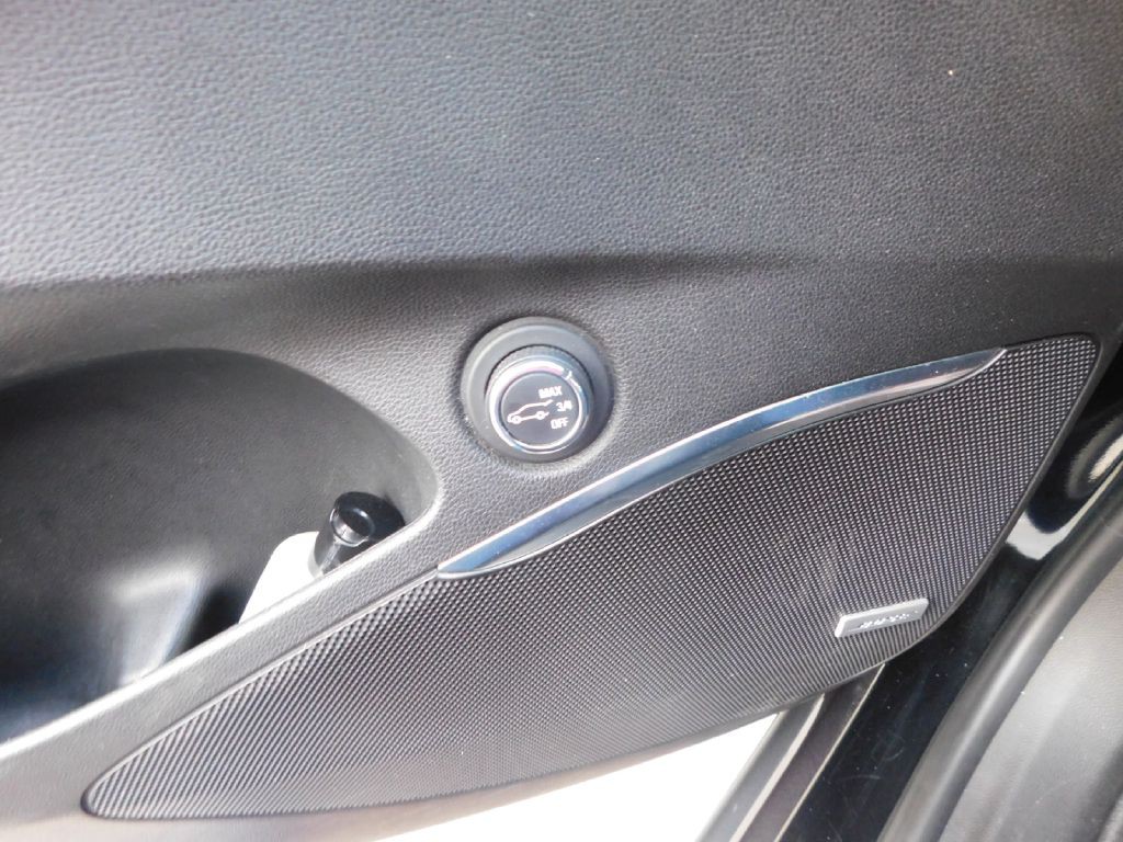 2018 Buick Enclave Image 35