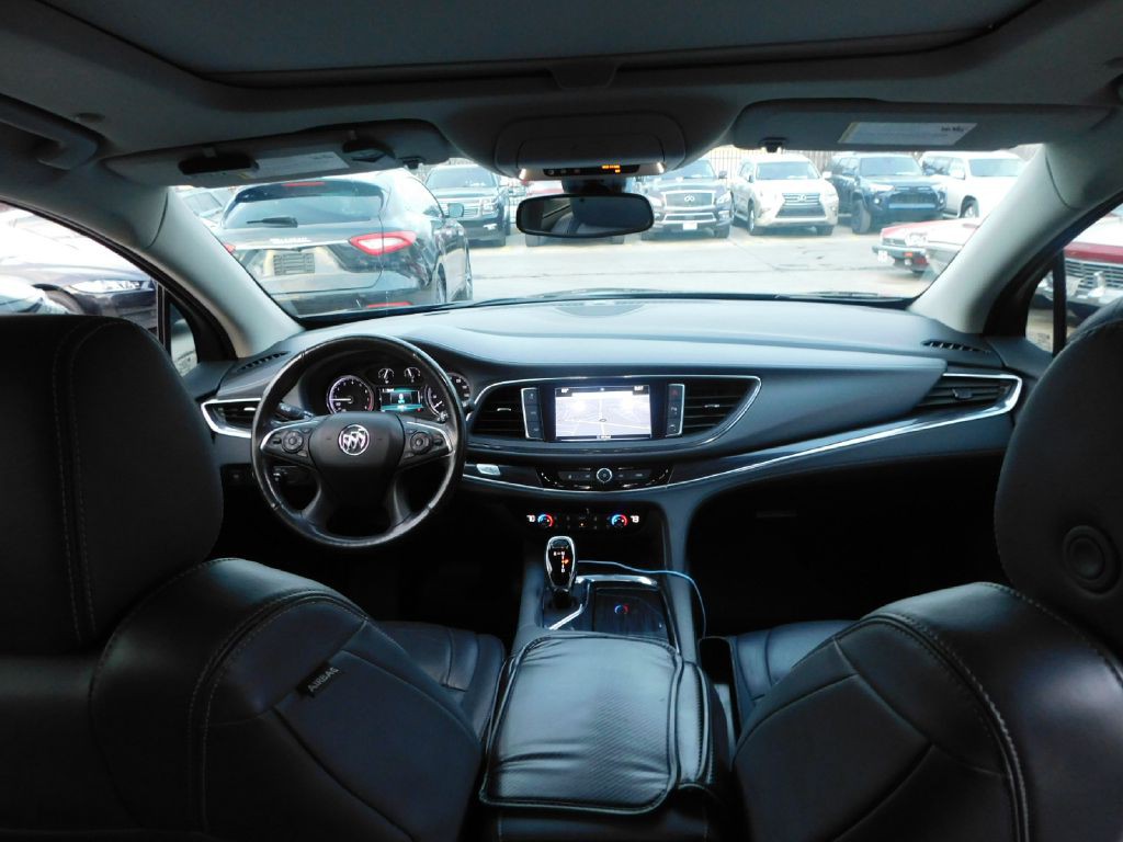 2018 Buick Enclave Image 52