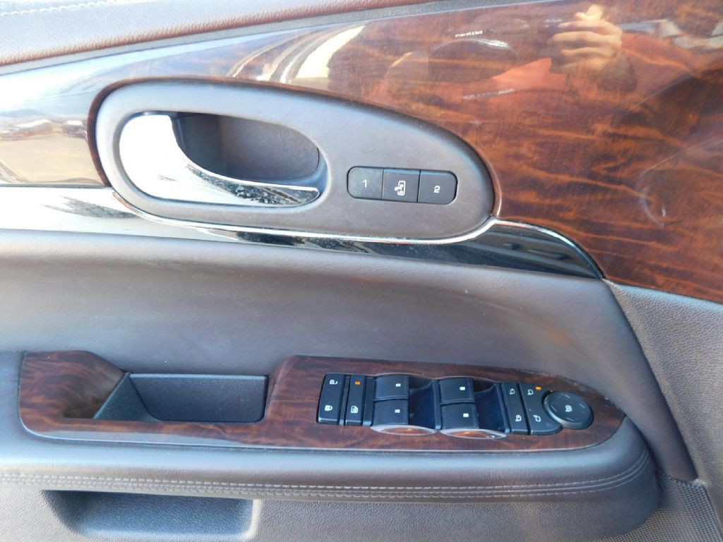 2014 Buick Enclave Image 33