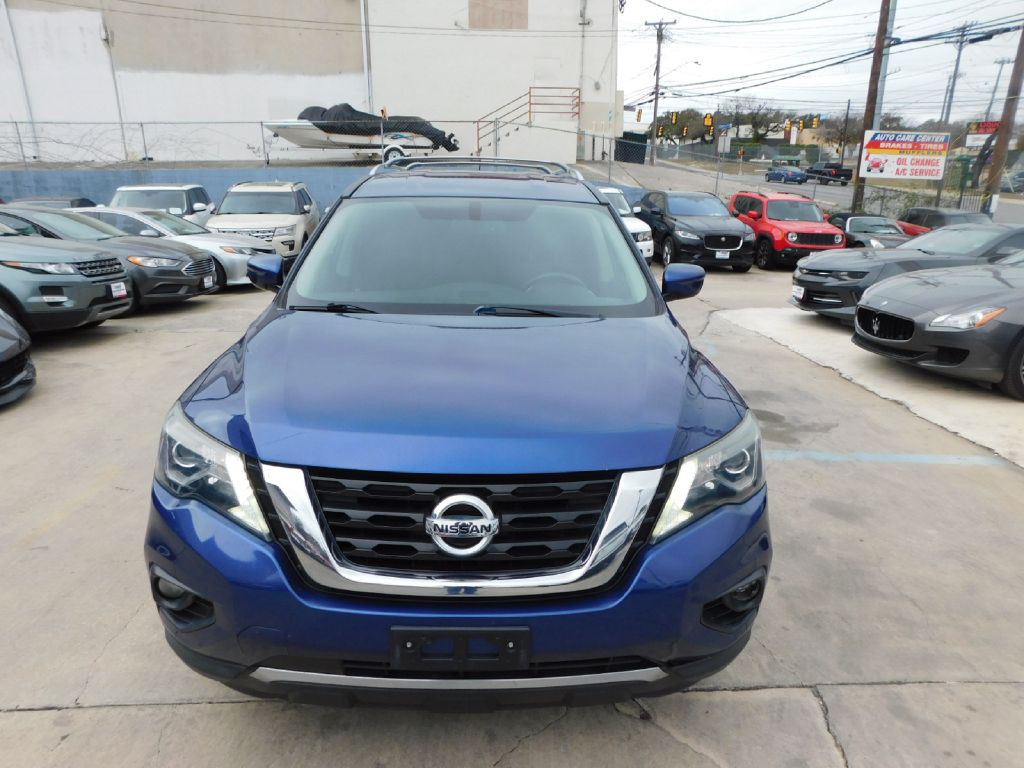 2017 Nissan Pathfinder Image 28