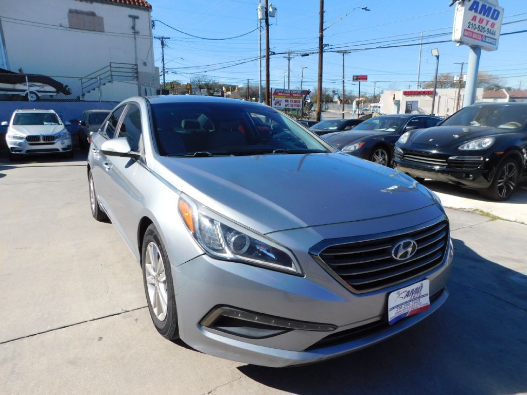 2015 Hyundai Sonata Image 1