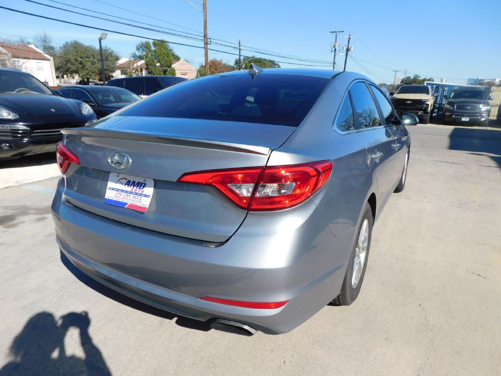 2015 Hyundai Sonata Image 7