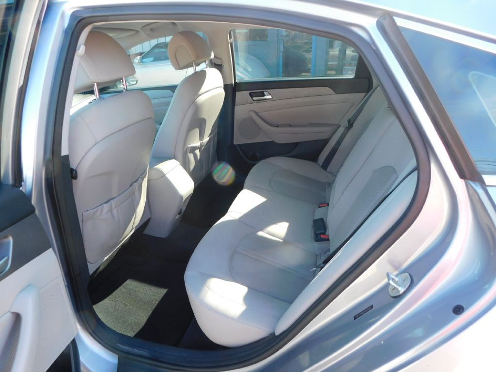2015 Hyundai Sonata Image 20