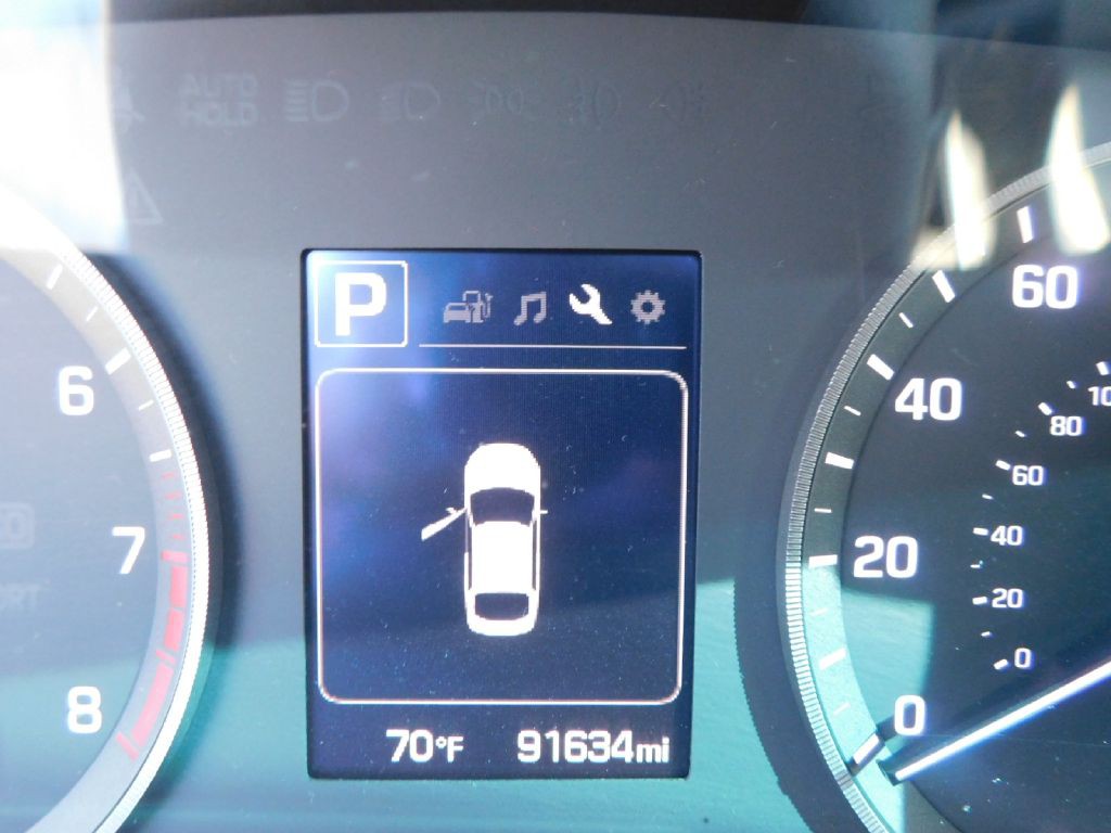 2015 Hyundai Sonata Image 21