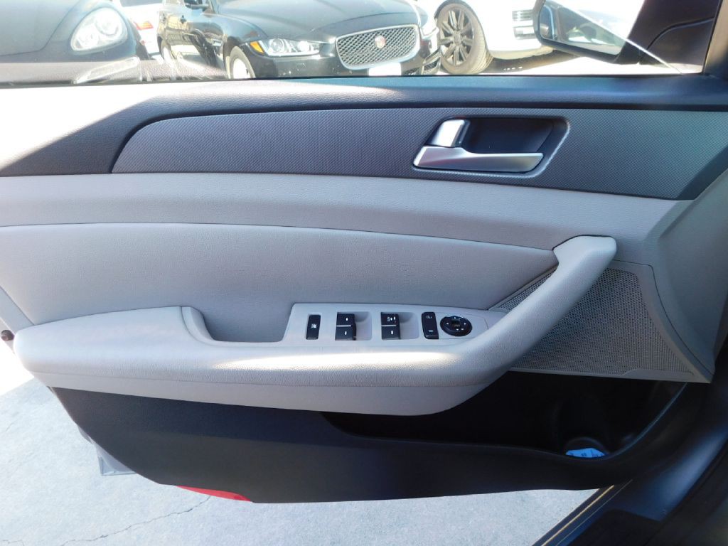 2015 Hyundai Sonata Image 26