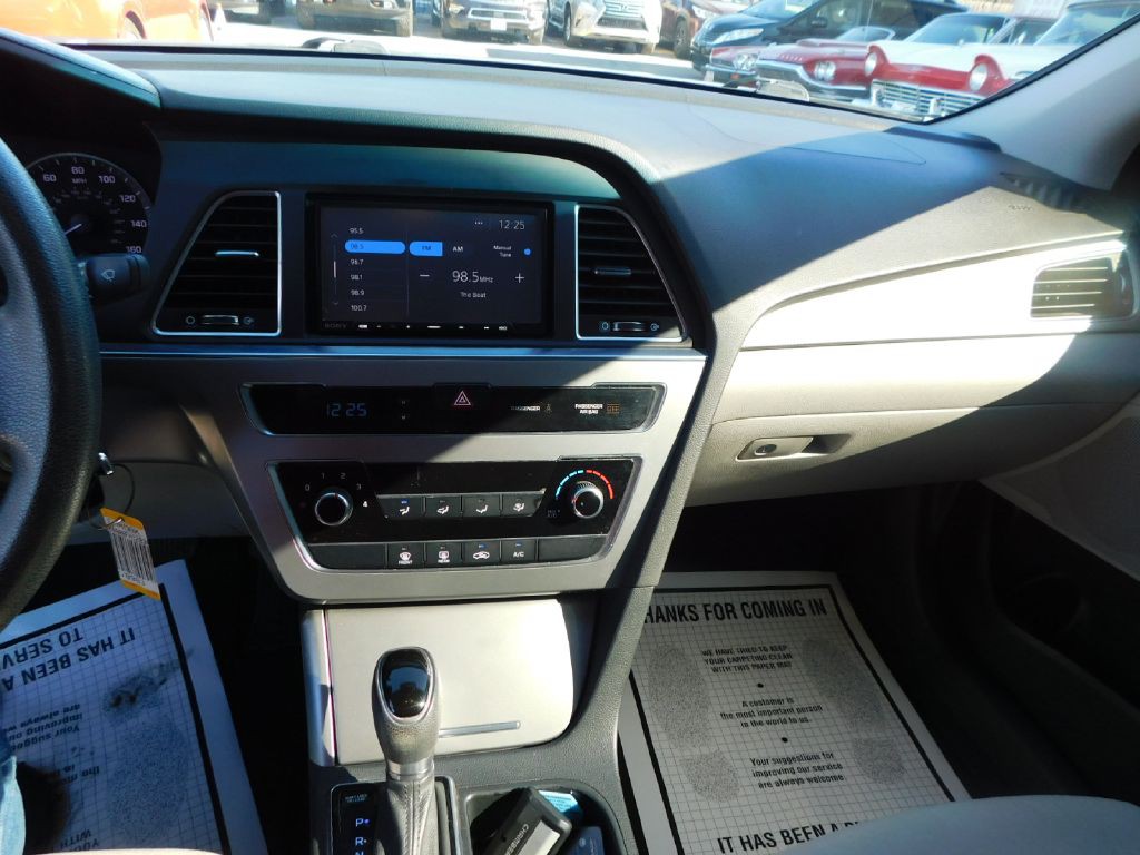 2015 Hyundai Sonata Image 31