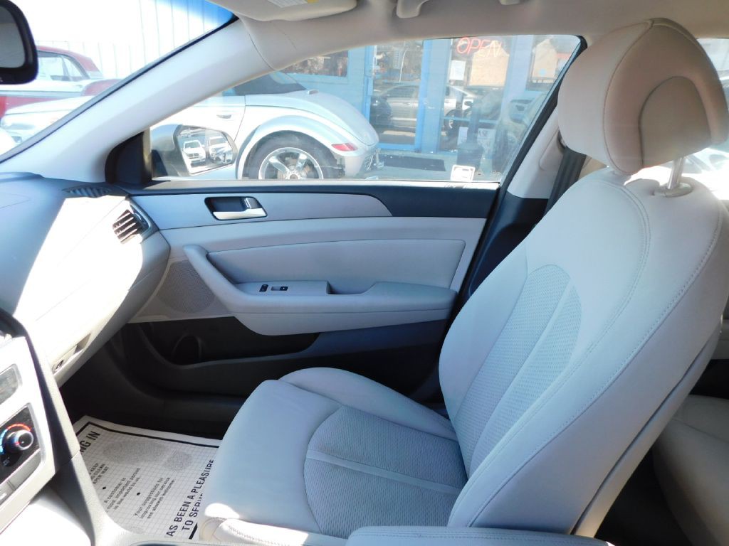 2015 Hyundai Sonata Image 34