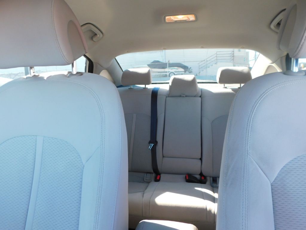 2015 Hyundai Sonata Image 36
