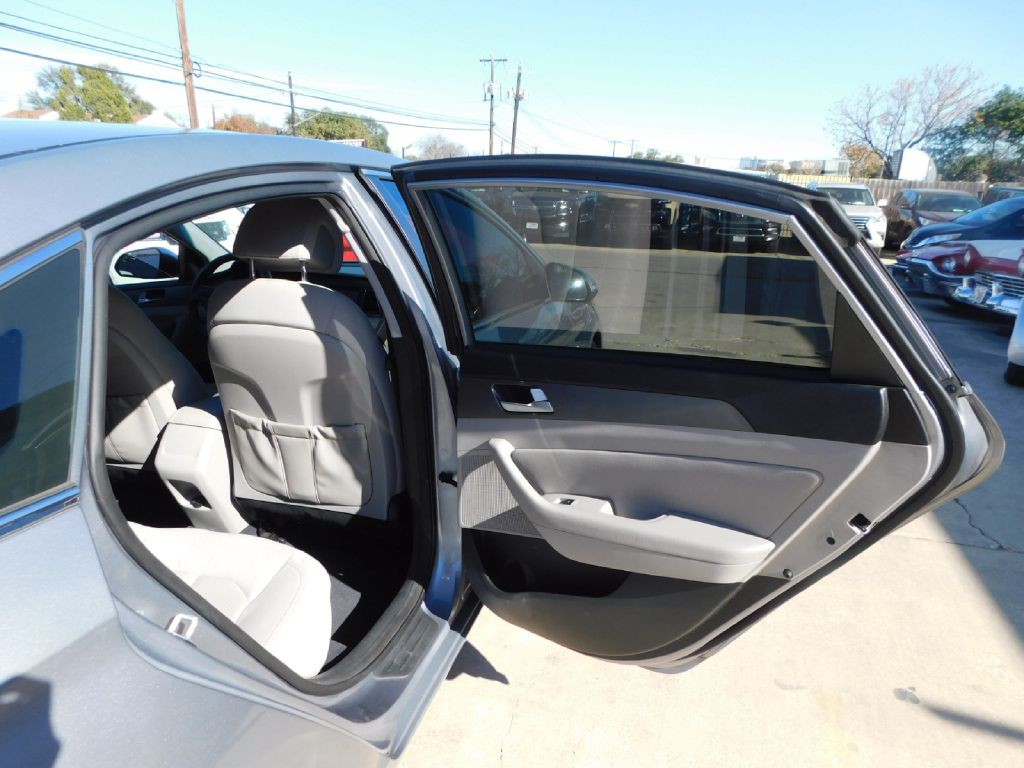 2015 Hyundai Sonata Image 40
