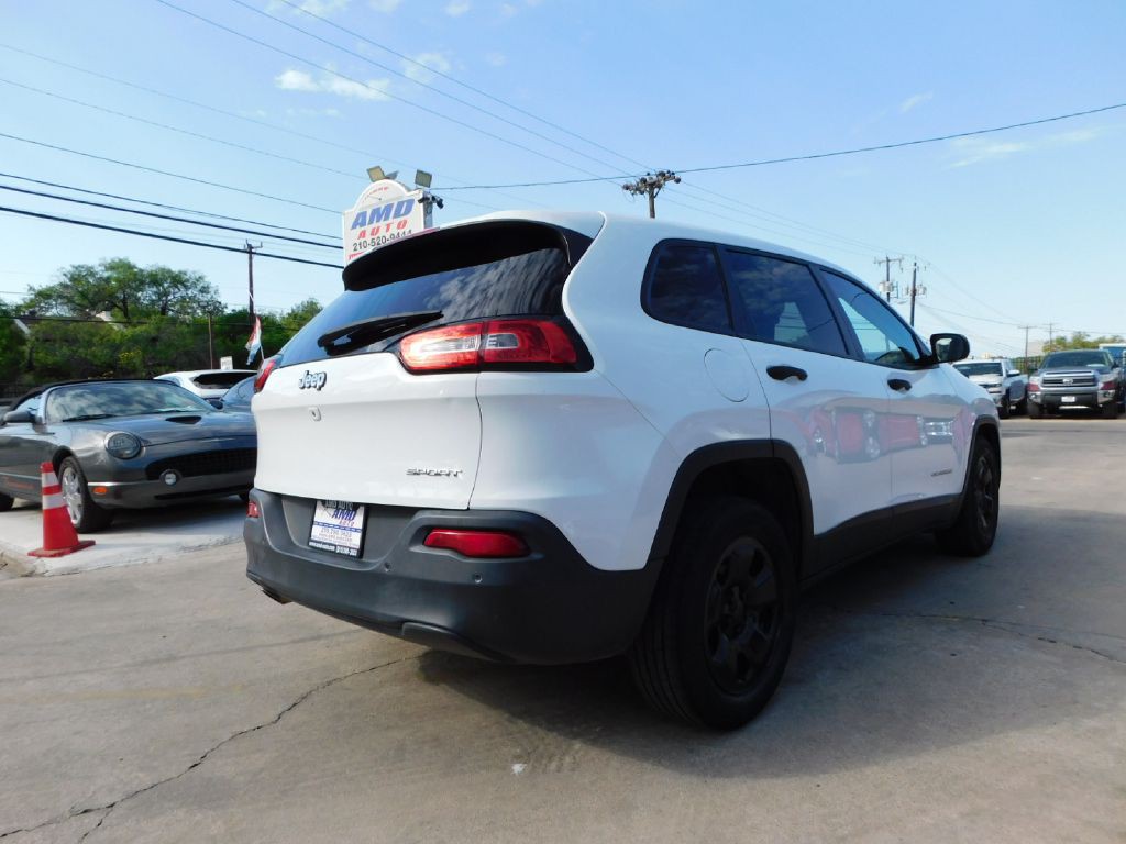 2017 Jeep Cherokee Image 5