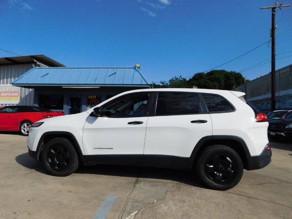2017 Jeep Cherokee Image 8