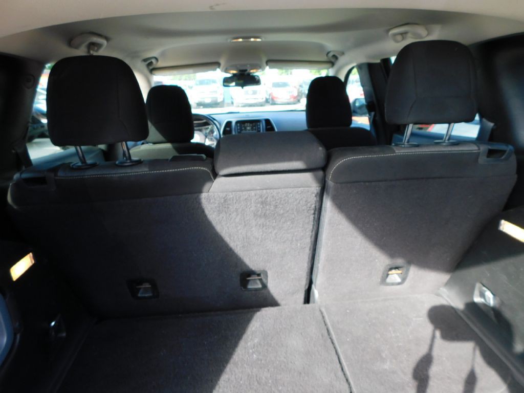 2017 Jeep Cherokee Image 23