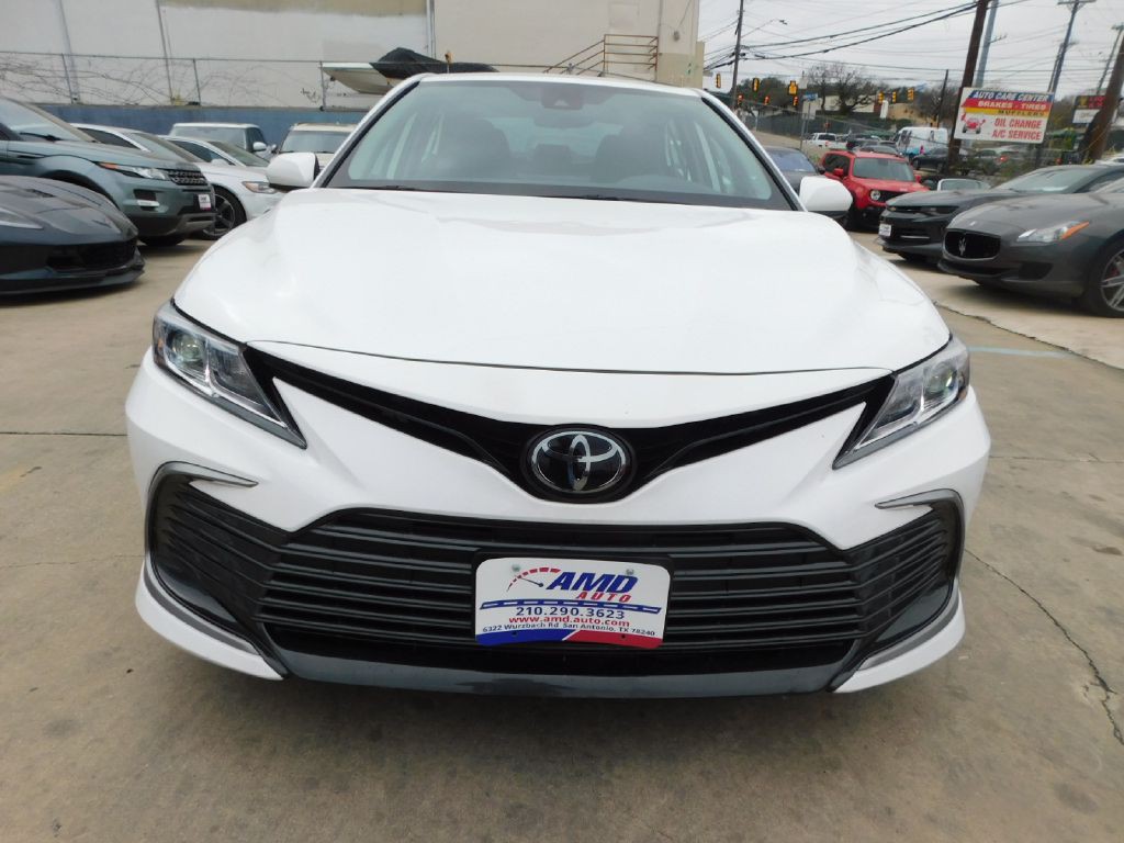 2023 Toyota Camry Image 2