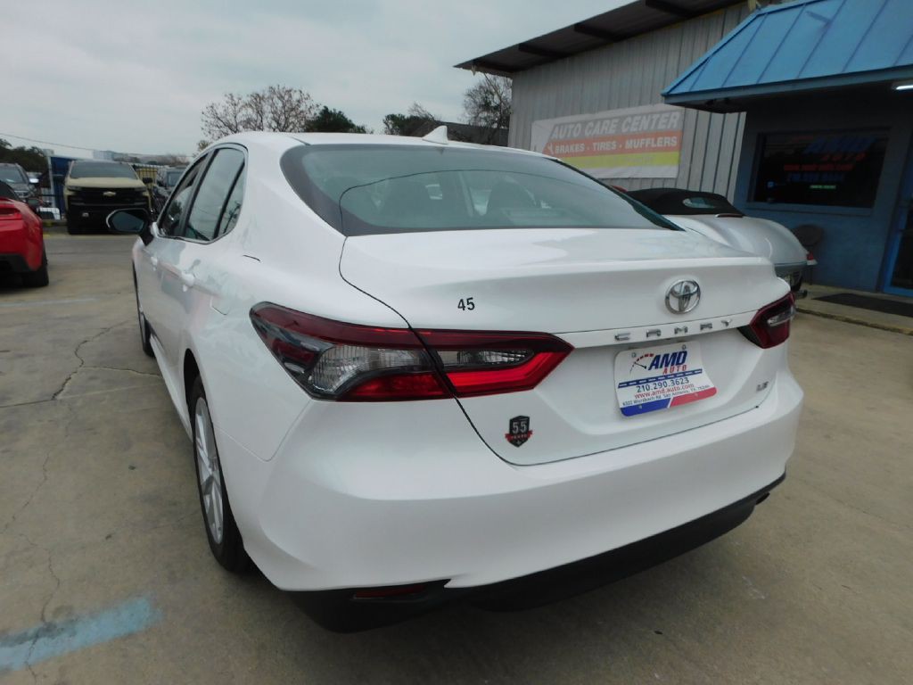 2023 Toyota Camry Image 5