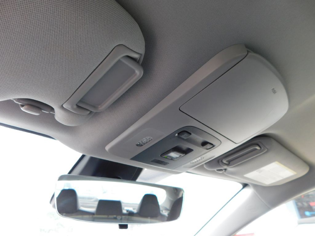 2023 Toyota Camry Image 33