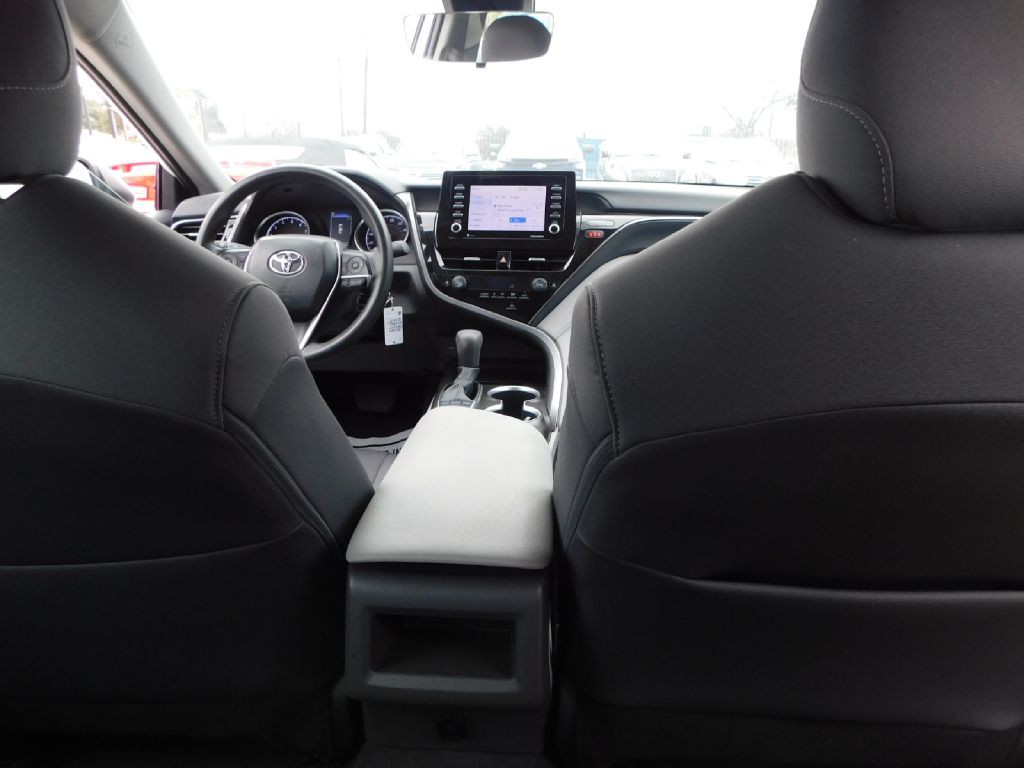 2023 Toyota Camry Image 36