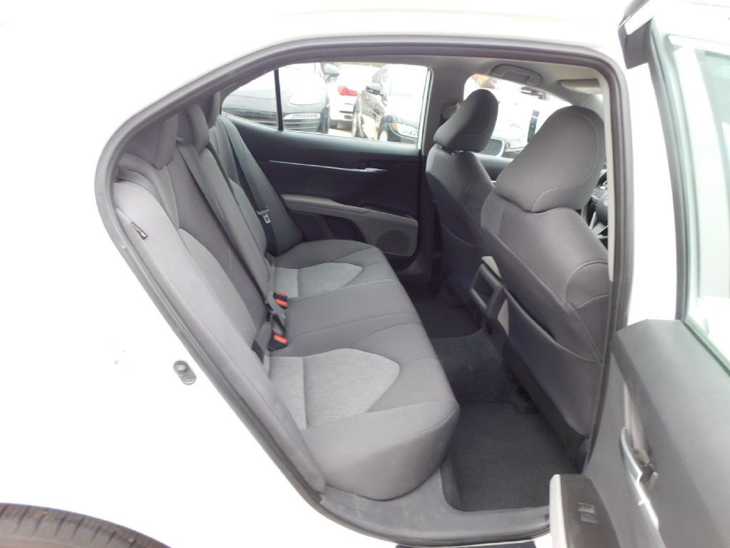 2023 Toyota Camry Image 37