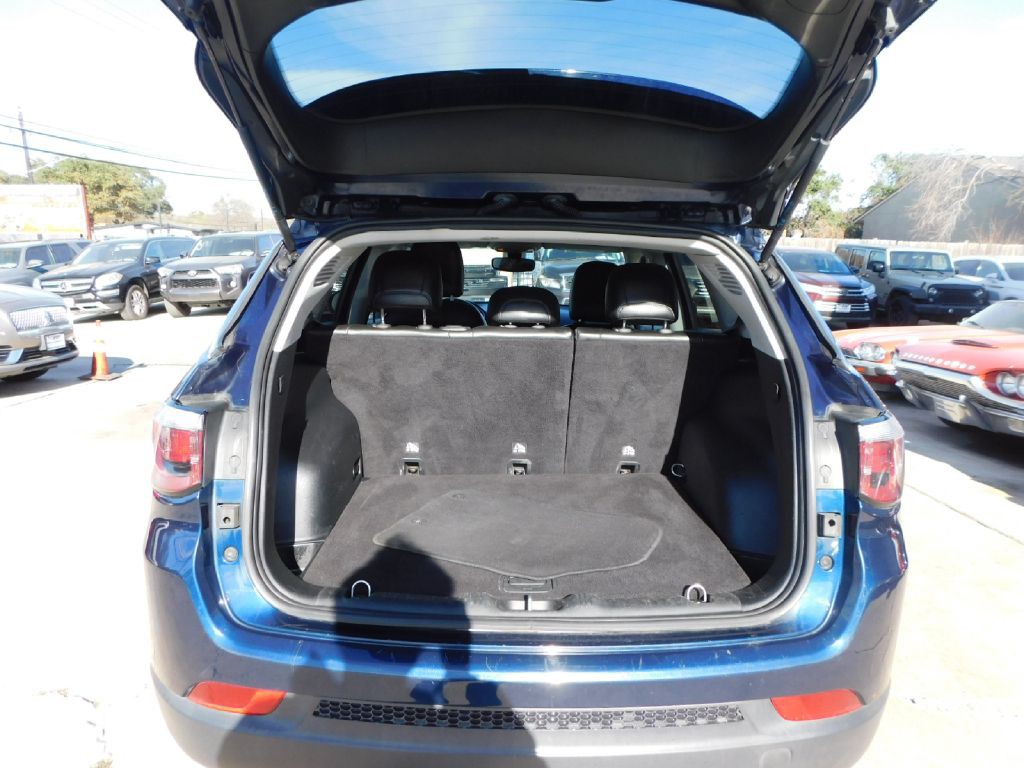 2020 Jeep Compass Image 10