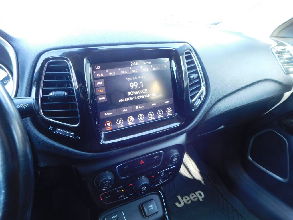 2020 Jeep Compass Image 17