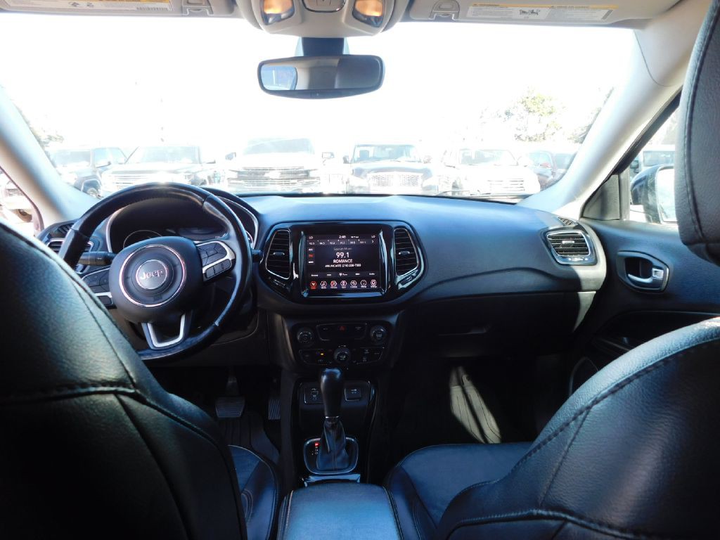 2020 Jeep Compass Image 23