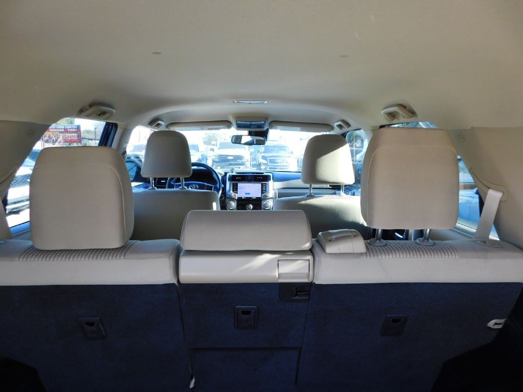 2022 Toyota 4Runner Image 13