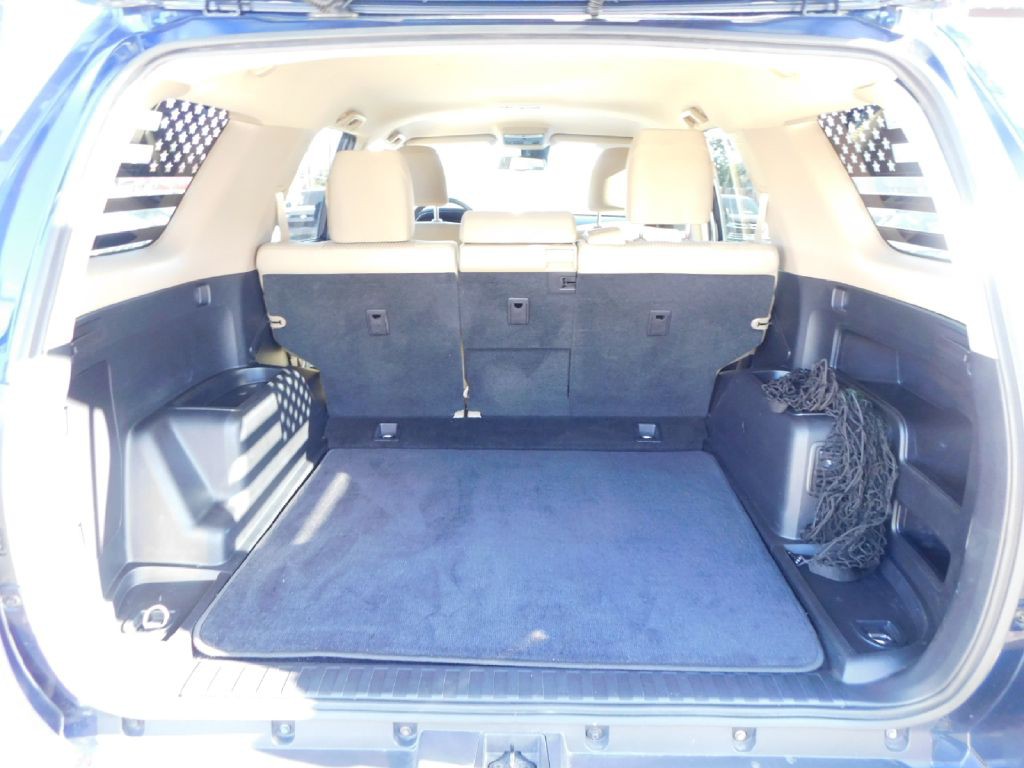 2022 Toyota 4Runner Image 14