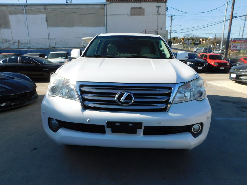2012 Lexus GX Image 2
