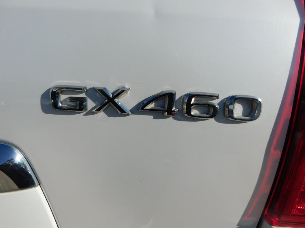 2012 Lexus GX Image 12