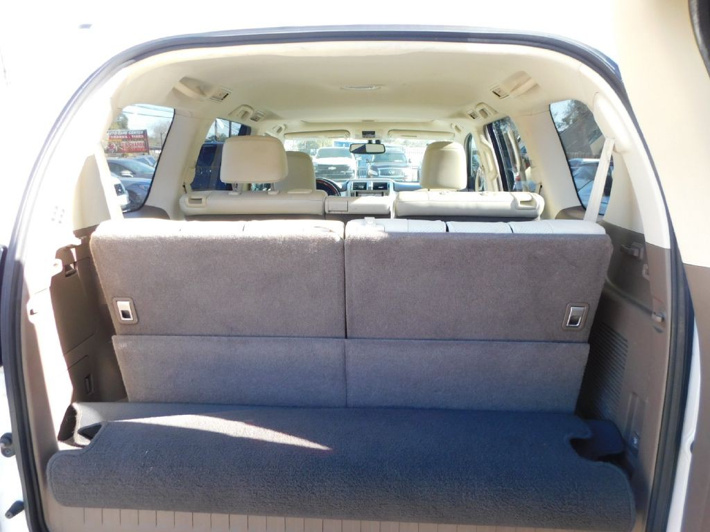 2012 Lexus GX Image 18