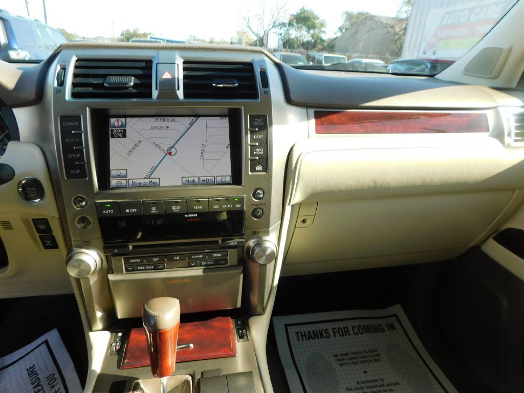 2012 Lexus GX Image 38