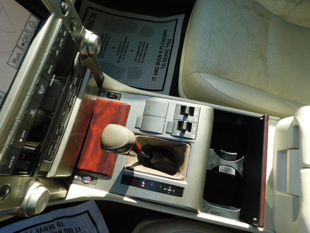 2012 Lexus GX Image 39