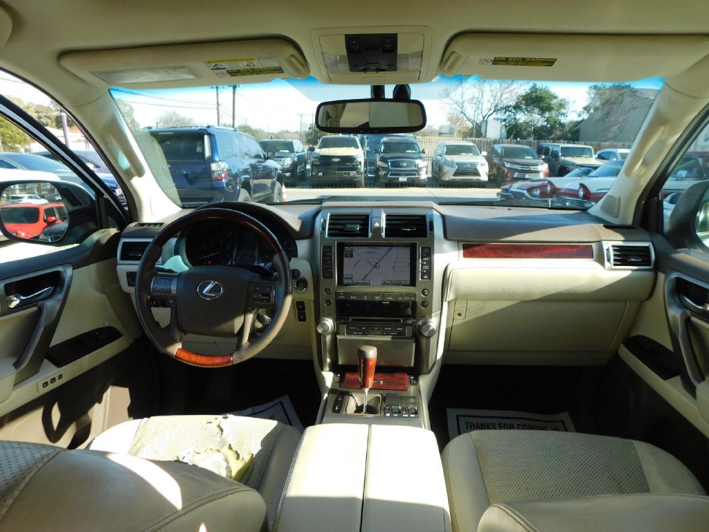 2012 Lexus GX Image 45