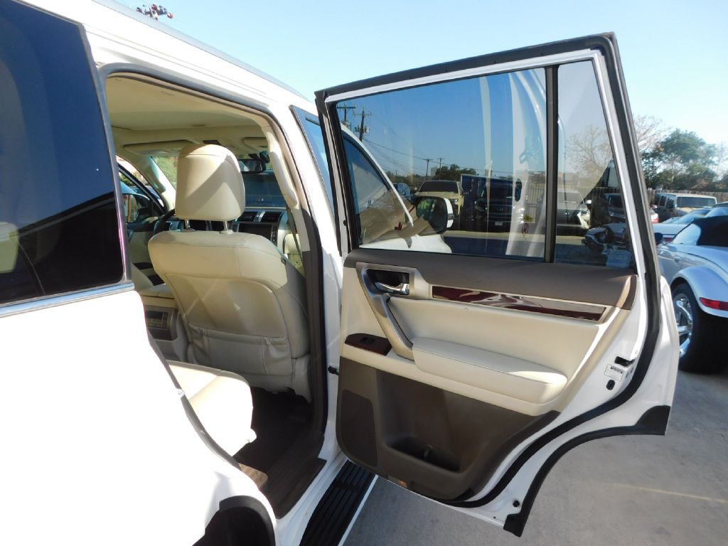 2012 Lexus GX Image 50