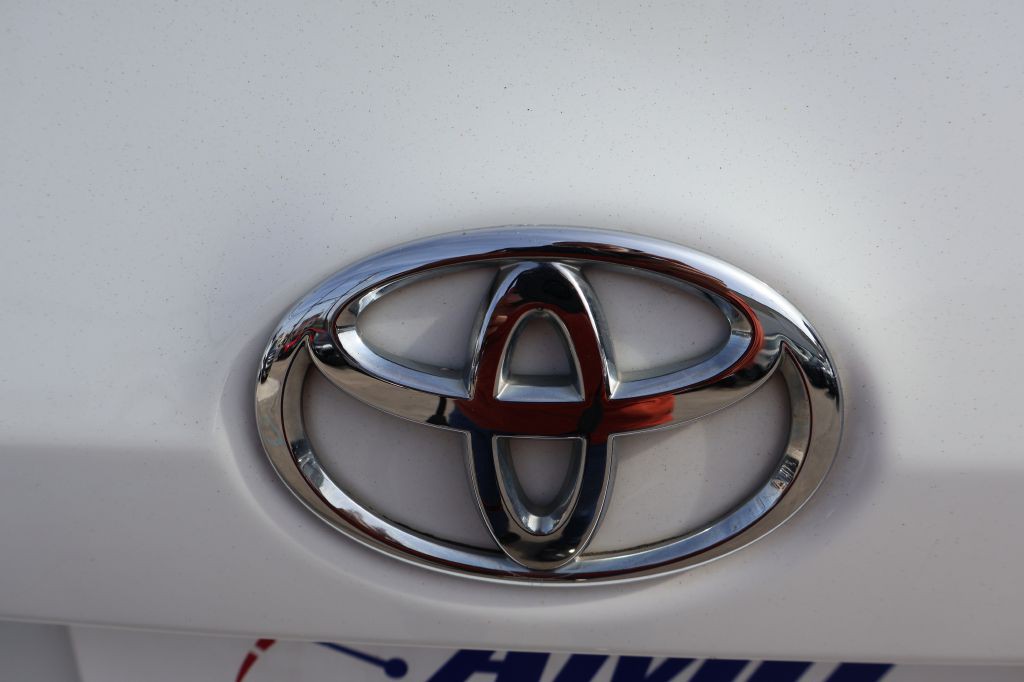 2014 Toyota Corolla Image 13