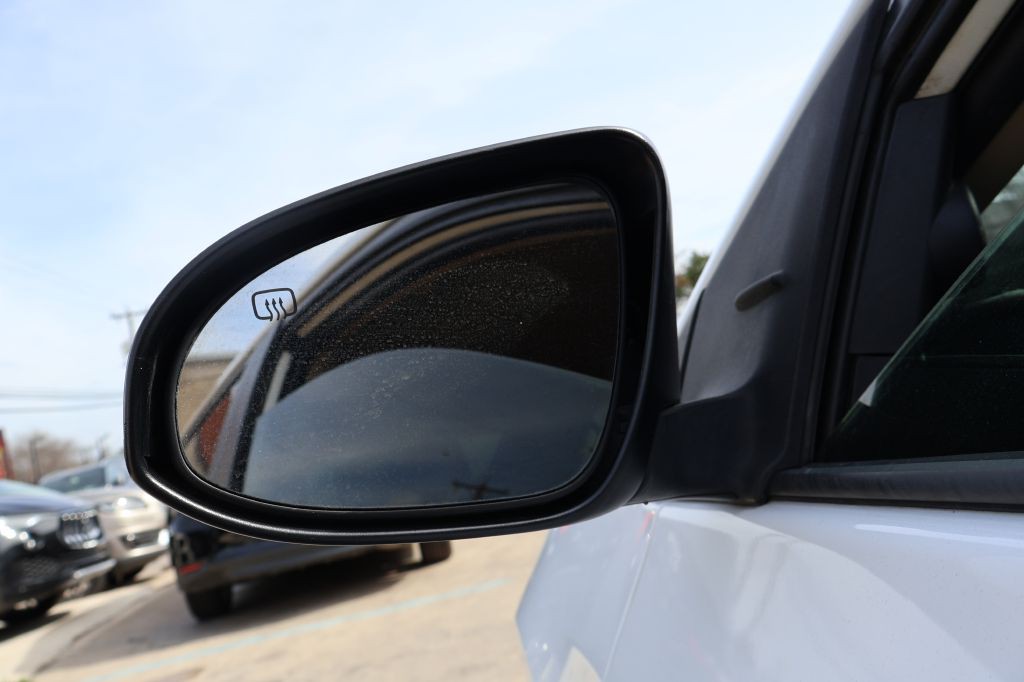 2014 Toyota Corolla Image 14