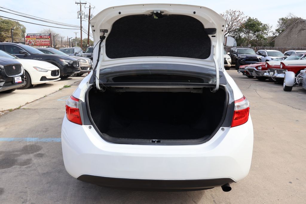 2014 Toyota Corolla Image 18