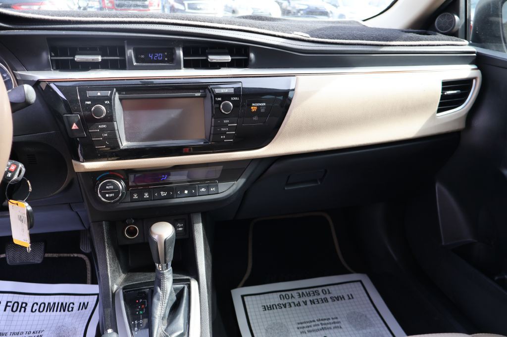 2014 Toyota Corolla Image 33