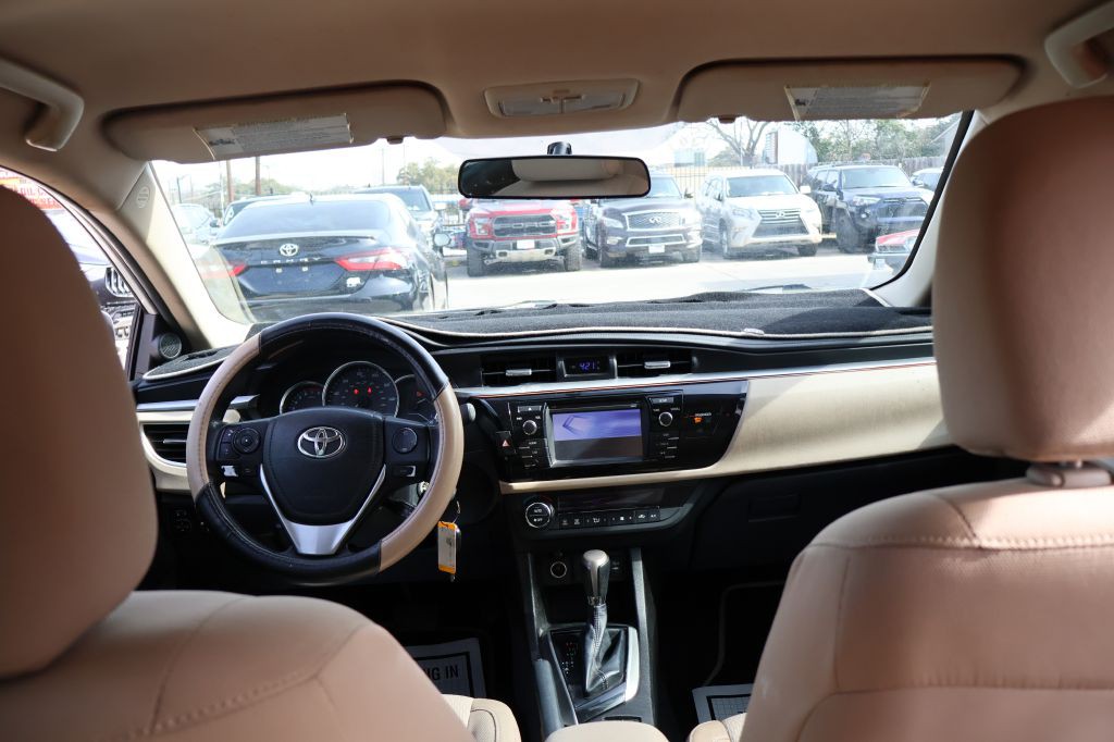 2014 Toyota Corolla Image 35