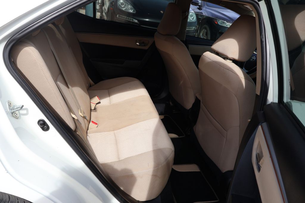 2014 Toyota Corolla Image 38