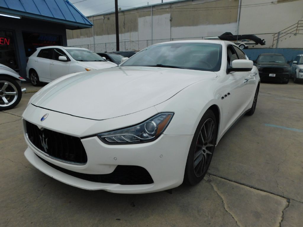 2014 Maserati Ghibli Image 3