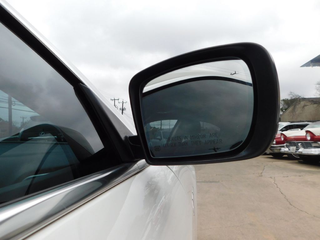 2014 Maserati Ghibli Image 11